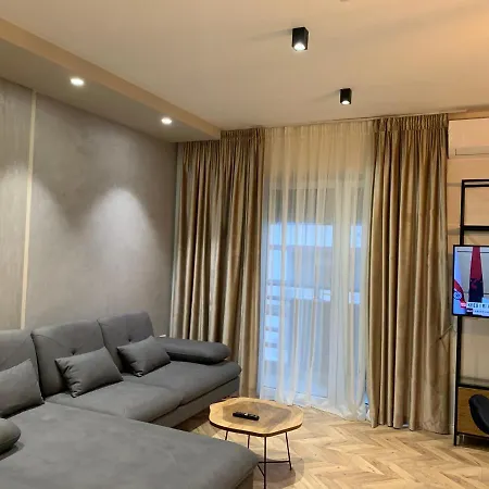 Haris No.3 Apartment *